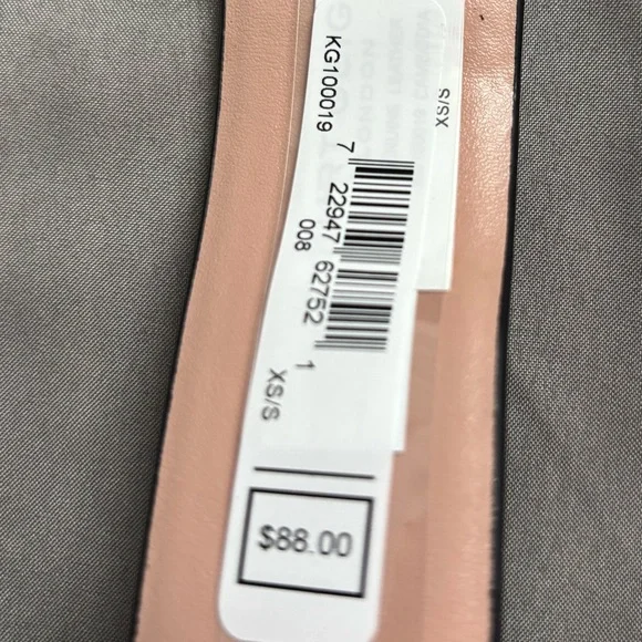 Kurt Geiger Leather Reversible Belt with Eagle Jewel Buckle - Picture 4 of 7